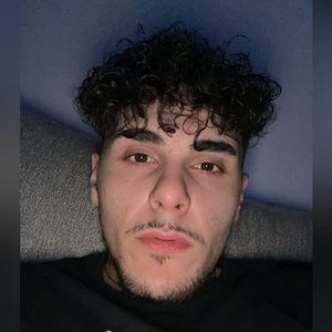 Meet your Posher, Adrian